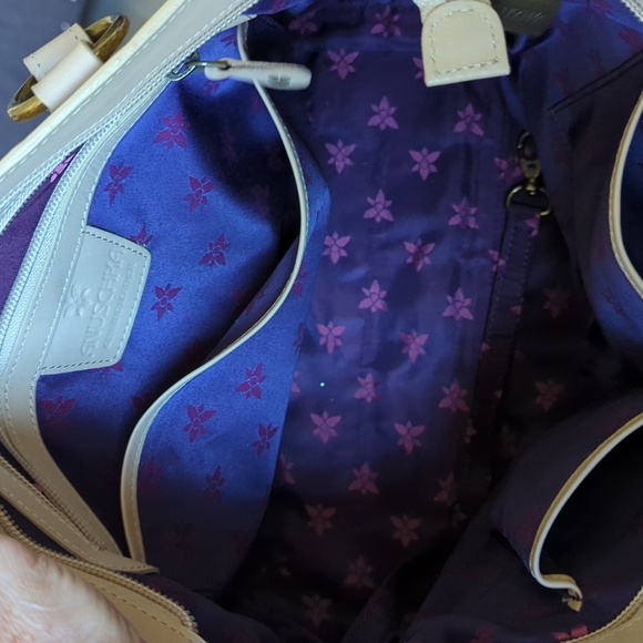 Anuschka Hand-Painted and Embroidered LeatherLarge Tote-Bird Song - Picture 4 of 5